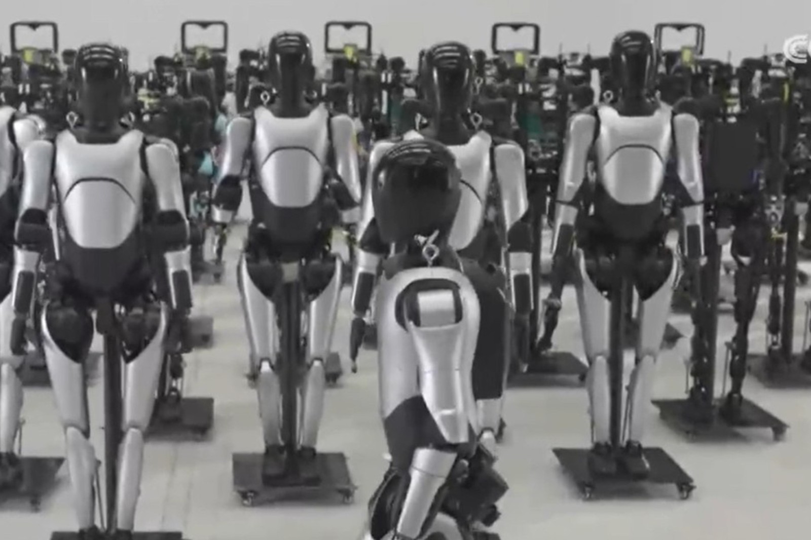 央视报道！揭秘bbin宝盈机器人量产超级工厂